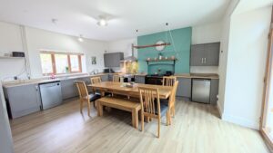 Vale Farm House 39